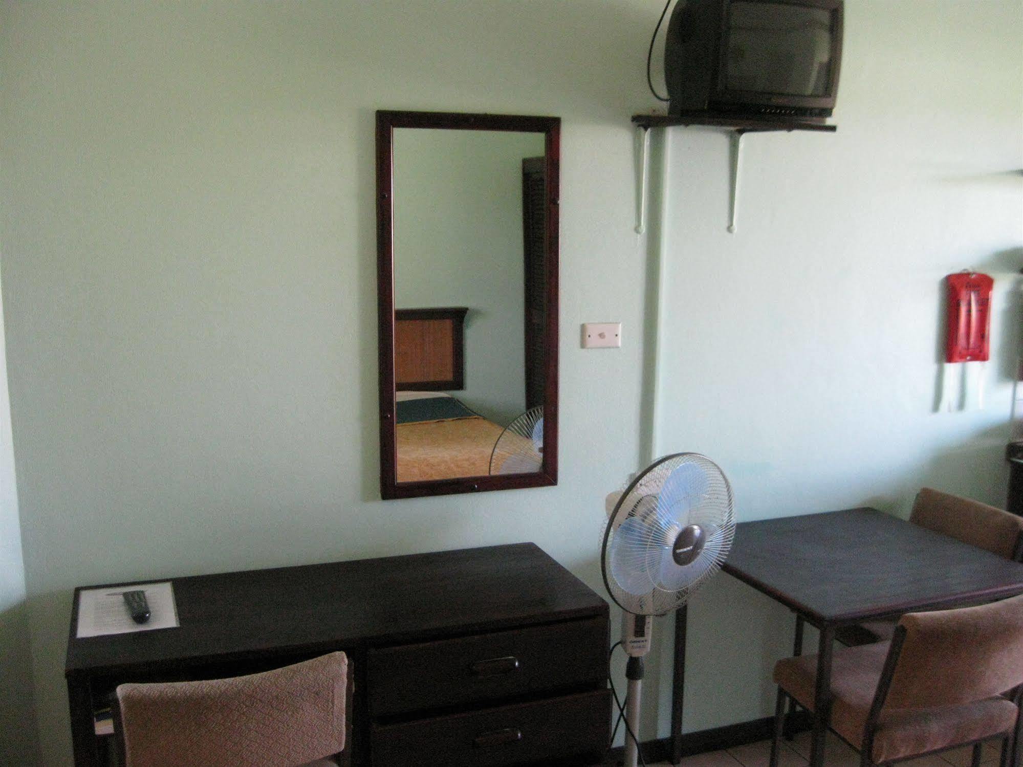Hotel Oasis Nadi Extérieur photo