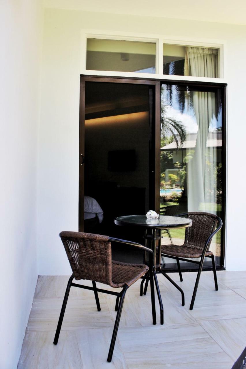 Hotel Oasis Nadi Extérieur photo